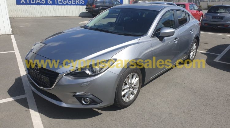 Mazda 3 1.5L, Petrol, Sedan, 10/2014 €12500, Auto