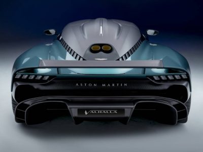 Θεϊκή Aston Martin Valhalla με 950 ίππους