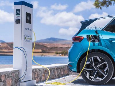 How Much Range Does an Electric Car Lose Each Year?