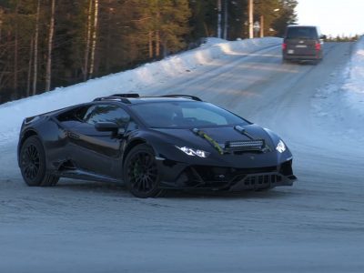 Η Lamborghini δοκιμάζει την Huracan Sterrato στα χιόνια