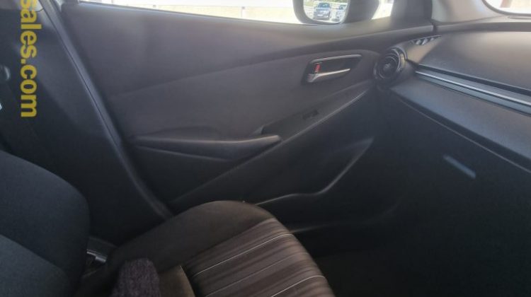 Mazda demio 1.3 2015