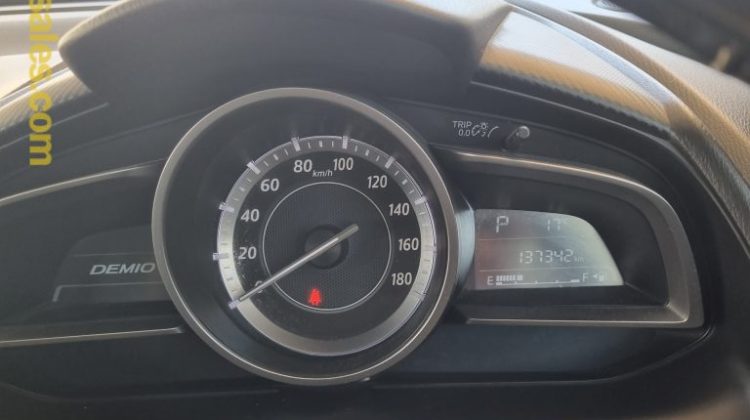 Mazda demio 1.3 2015