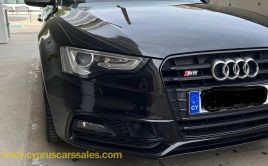 Audi S5 black edition