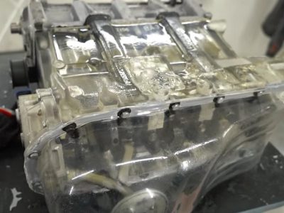 Ρώσοι κατασκεύασαν τον πρώτο διάφανο κινητήρα -Δείτε το απίστευτο δημιούργημα (Video)