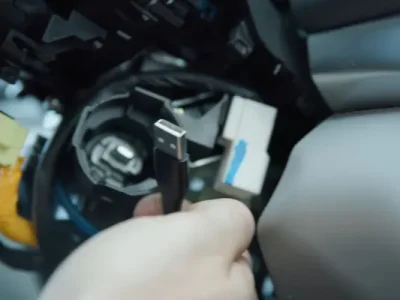 Hyundai και Kia αντιμέτωπες με αγωγές ασφαλιστικών εταιρειών εξαιτίας των κλοπών των αυτοκινήτων τους με ένα καλώδιο USB