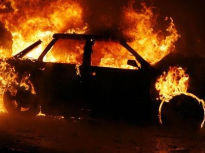 Έκαψαν το όχημα 49χρονου στη Λευκωσία – Εκκενώθηκε πολυκατοικία