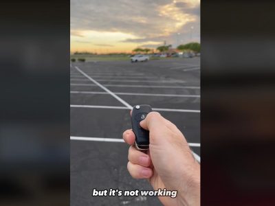 Αυτό είναι το κόλπο με το κλειδί αυτοκινήτου που άφησε άφωνο το TikTok -Το βίντεο που έγινε viral