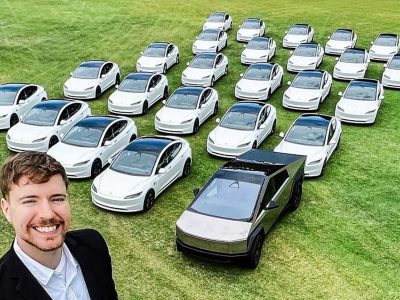 Διάσημος YouTuber χαρίζει 26 ολοκαίνουργια Tesla
